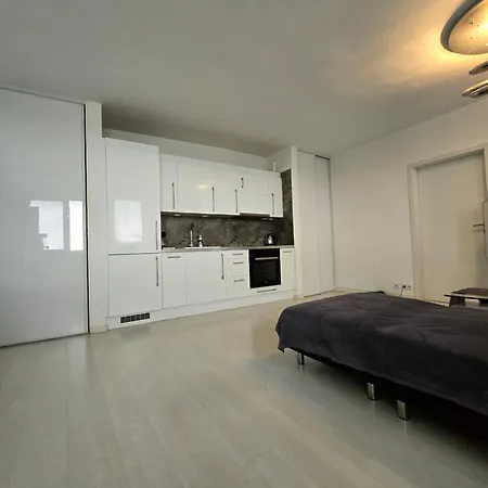 Majko With Free Parking * براتسيلافا